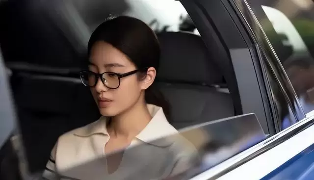 《爱情没有神话》周媚角色引发观众对原生家庭创伤的讨论 | 资讯配图